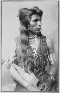 The Shoshone People: Powerful Plains Horse Warriors - Woody McGehee
